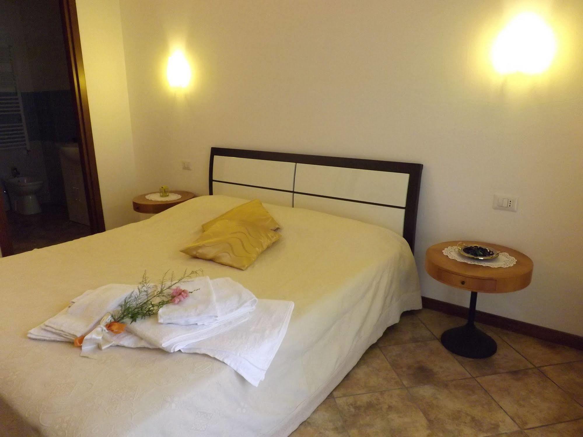 B&B Il Pizzagiallo Massa Martana Eksteriør bilde